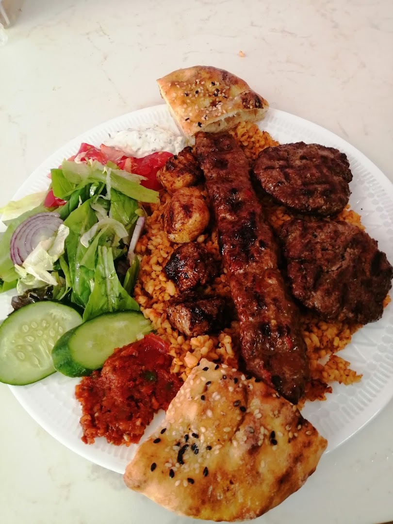 Pamukkale Kebab House — Photos 7
